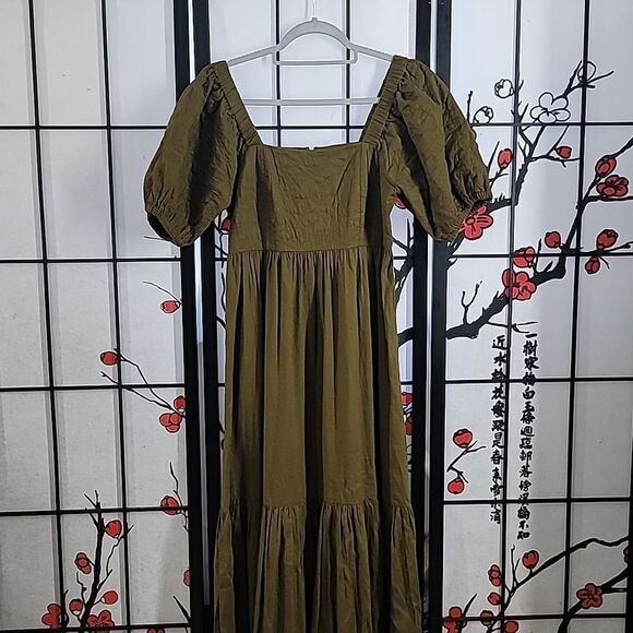 Madewell Quilted Tiered Midi Dress - Picture 3 of 12